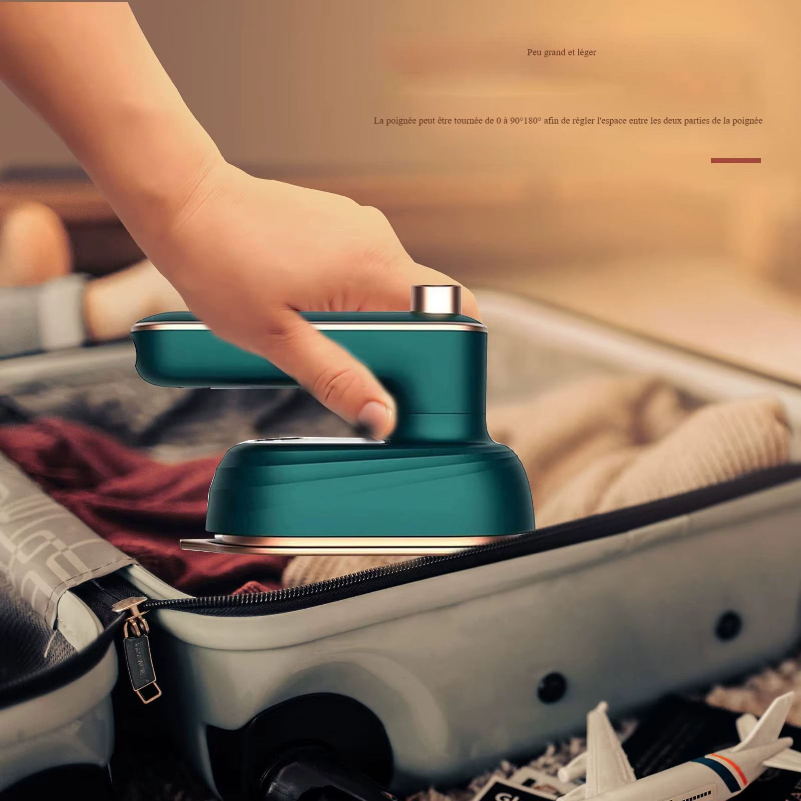 1⚡ Mini Fer à Repasser Électrique — Le secret d’un style impeccable, où que vous soyez ! ⚡